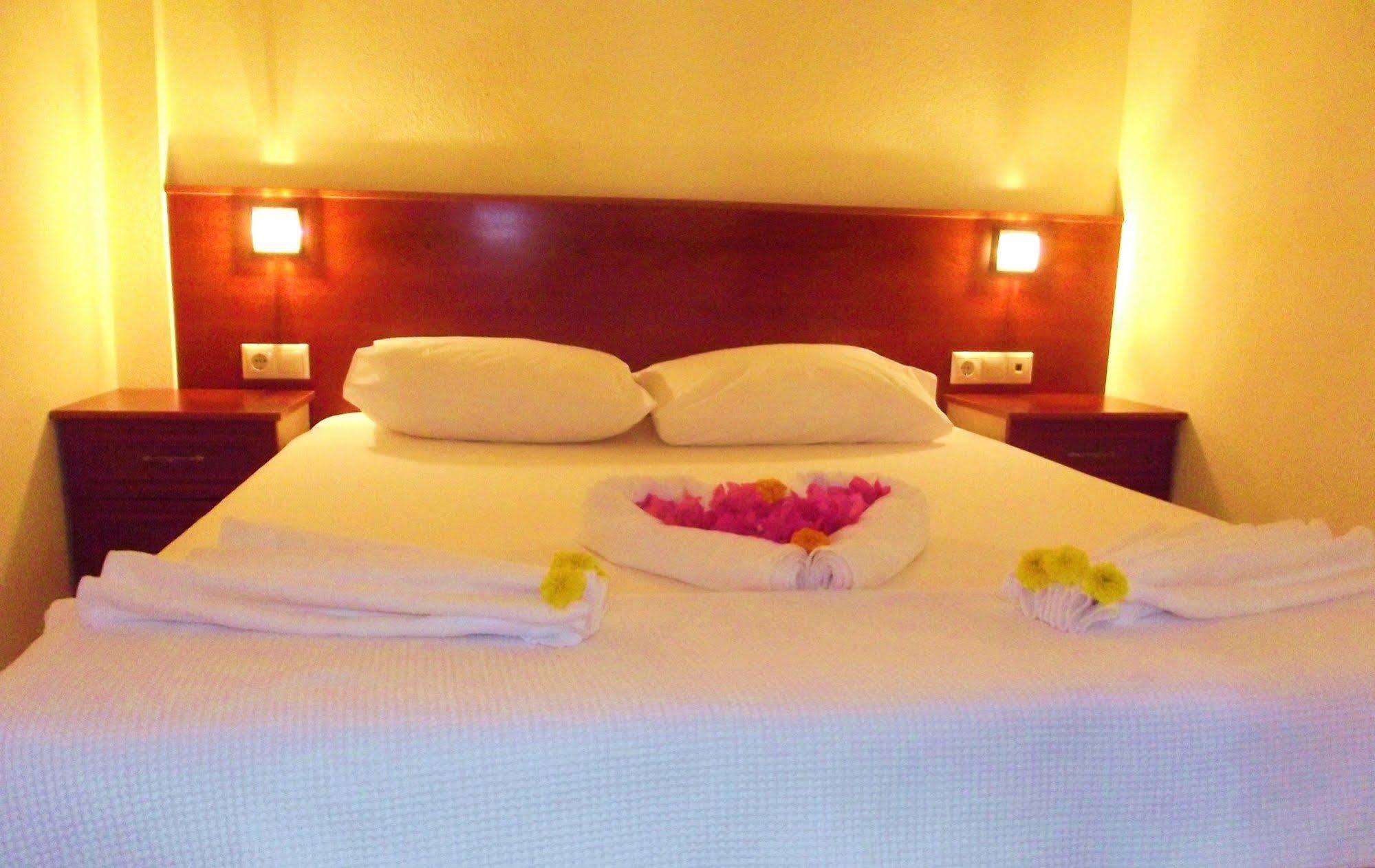 Murat Apart Hotel İçmeler Buitenkant foto